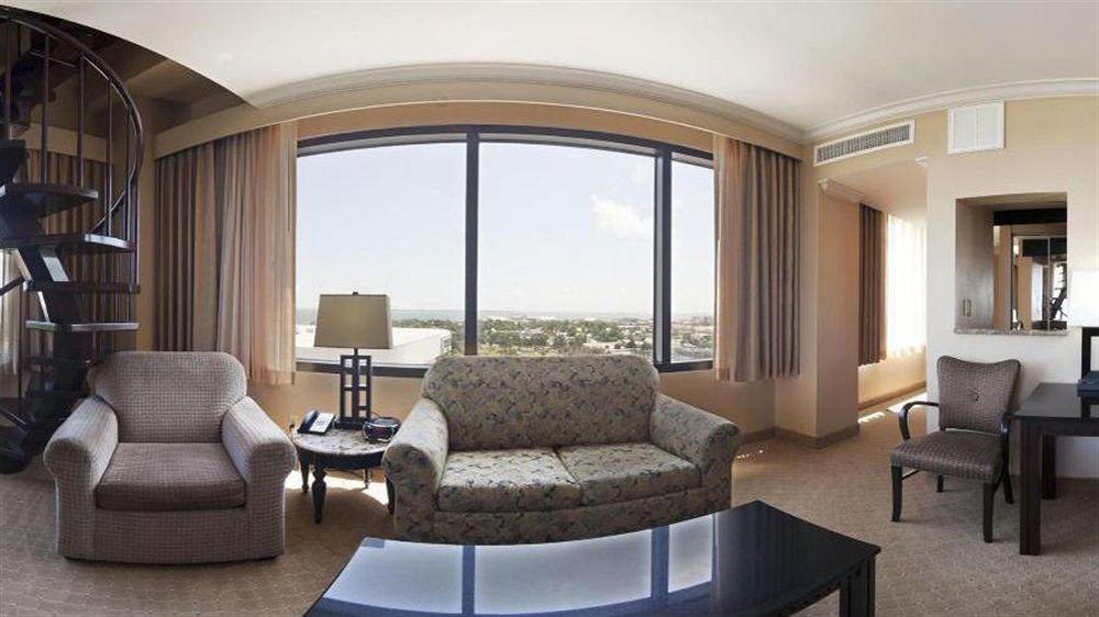 Crowne Plaza Pensacola Grand Hotell Eksteriør bilde
